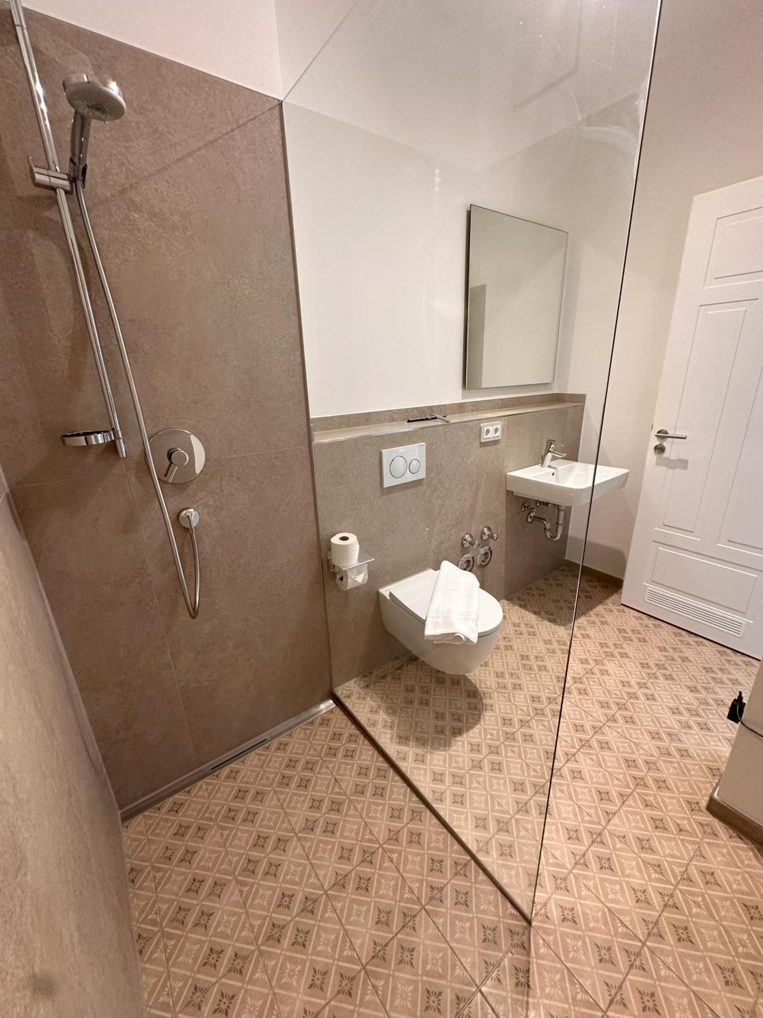 Vaicun Stays Luxury Apartments - Stilvolle Apartments Am Tegernsee Гмунд-ам-Тегернзе Экстерьер фото